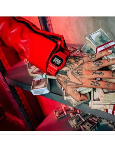 Orologio Casio G-Shock Sfera Ebbasta  DW-5600SFE25-4ER